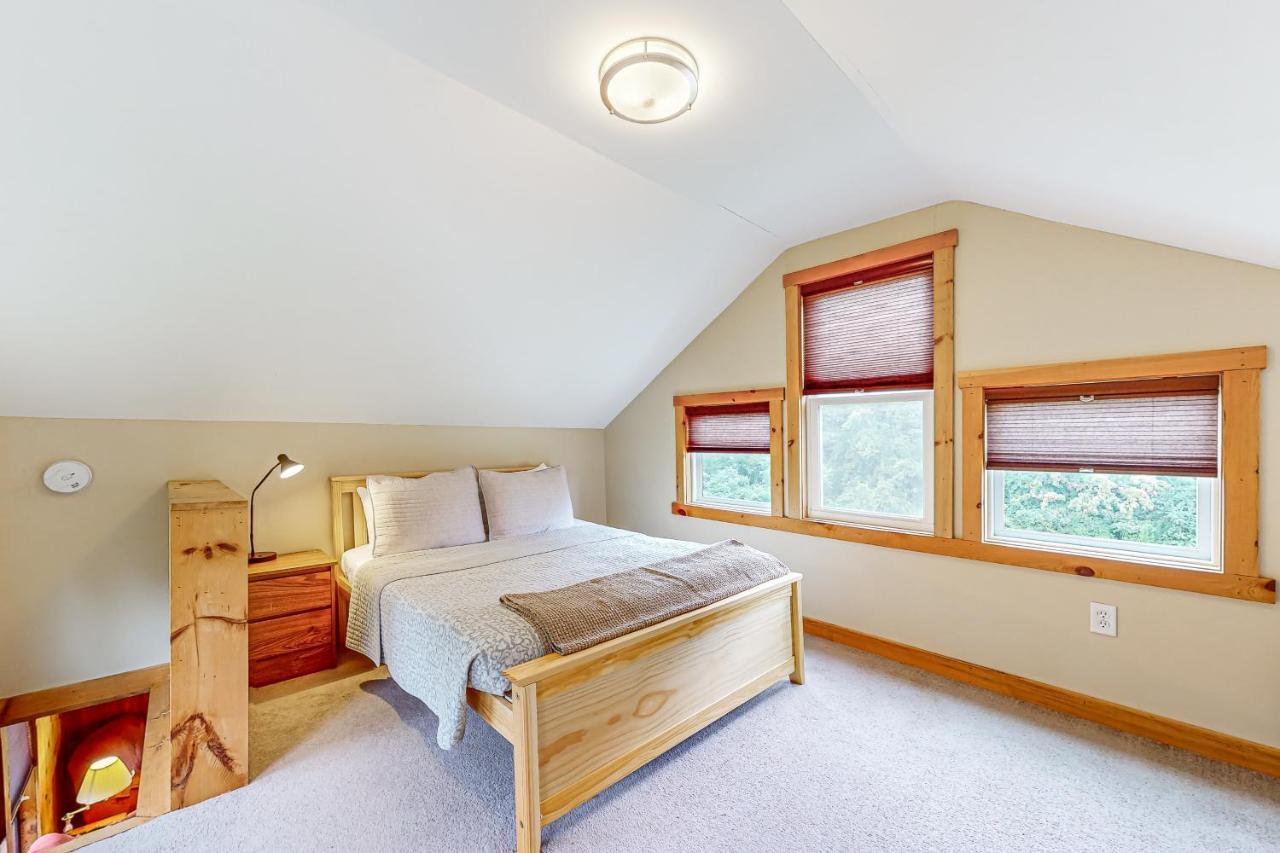 Seneca Lake Serenity Hector Екстер'єр фото